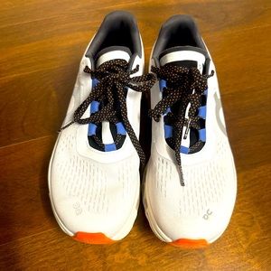 BRAND NEW ON CloudTec running shoes